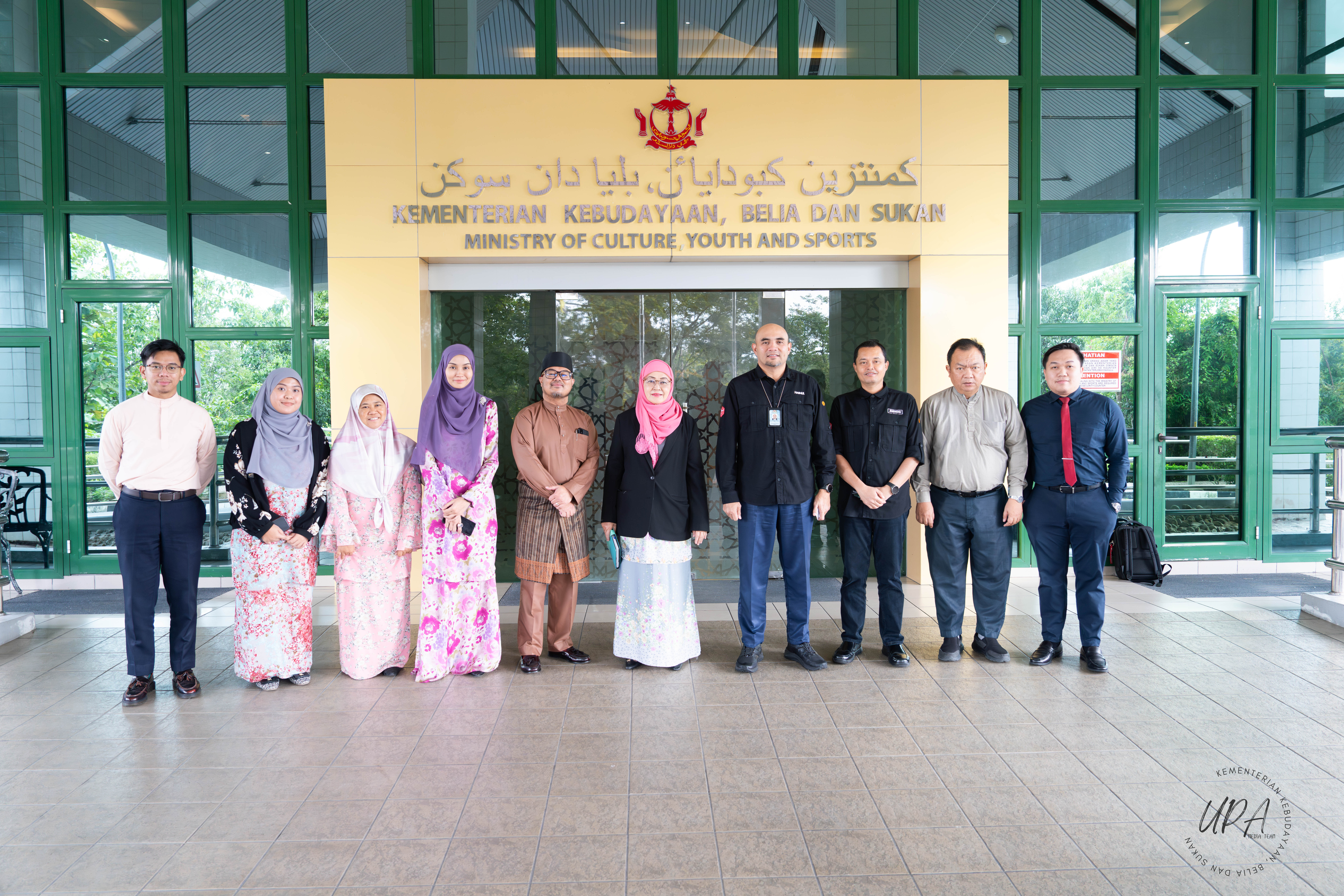 11122025_ kunjungan hormat daripada Education Malaysia Indonesia (EMI) (26).jpg